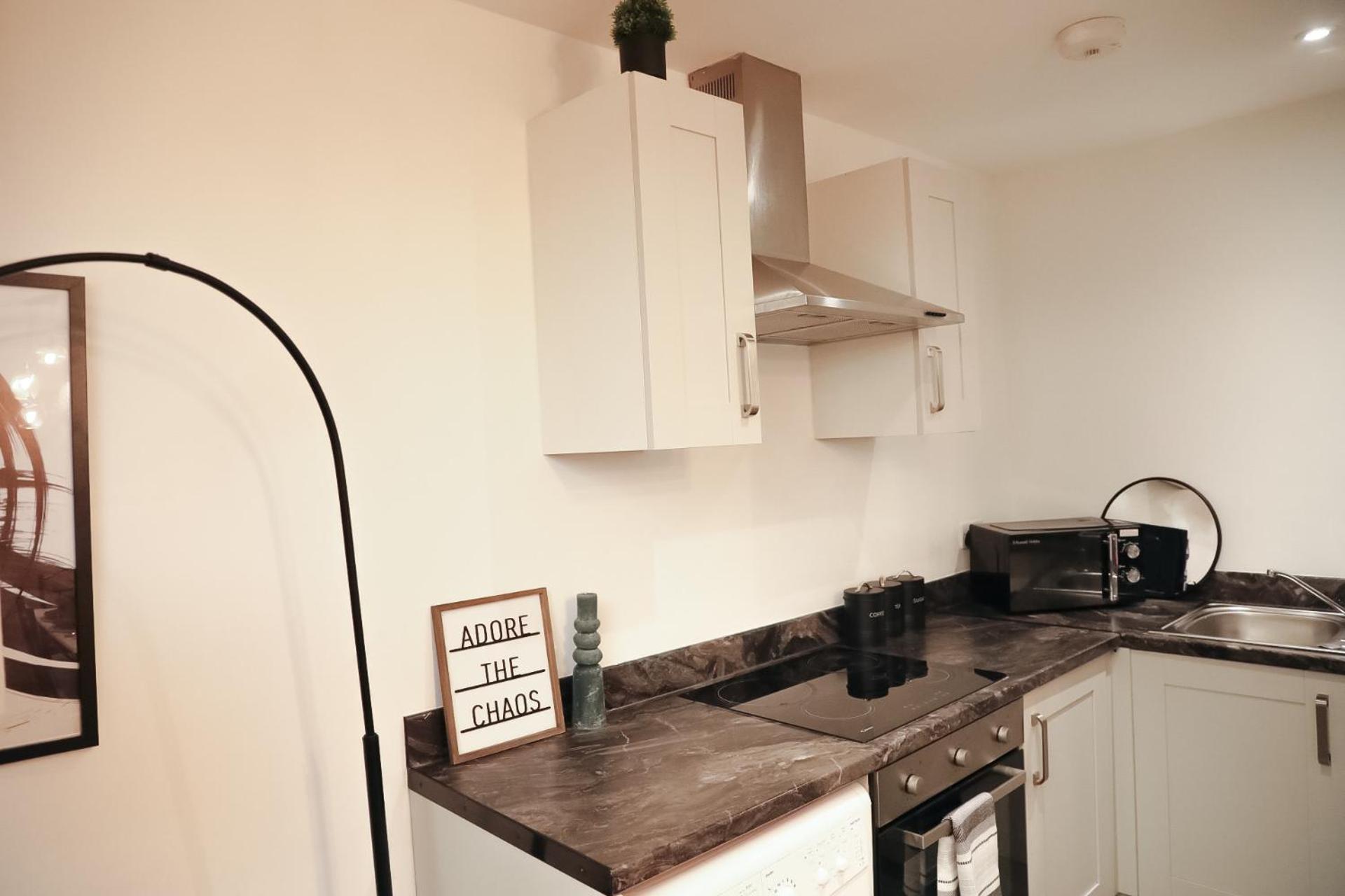 1 Bedroom Bradford Centre Foster Square *