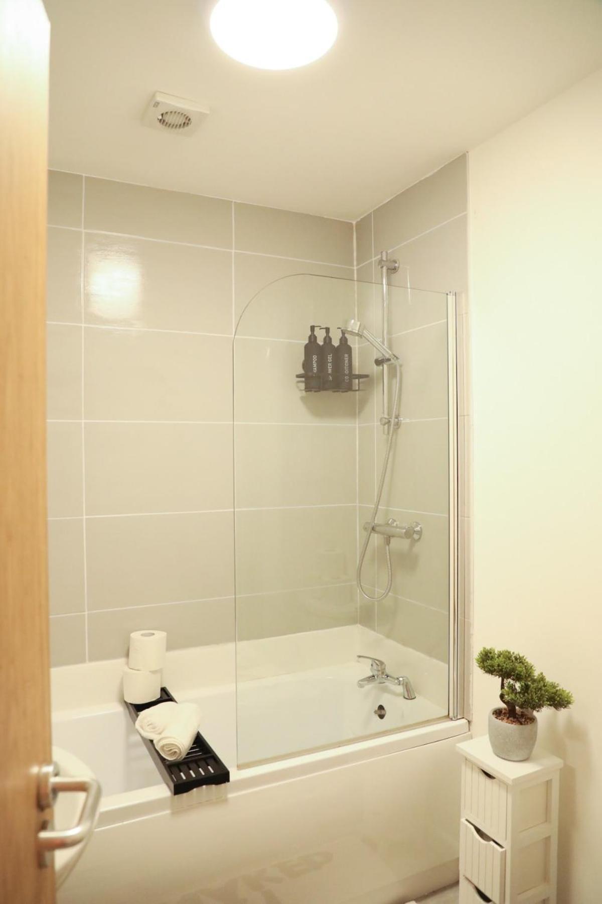 1 Bedroom Bradford Centre Foster Square Apartment Bradford (West Yorkshire)